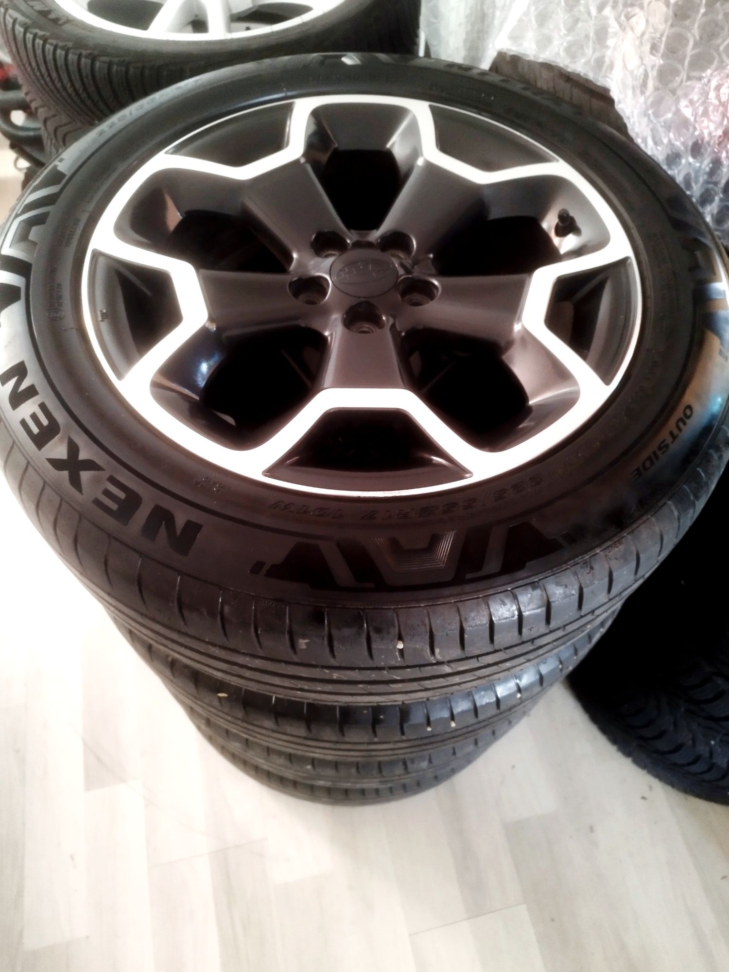 225/55/17 subaru xv