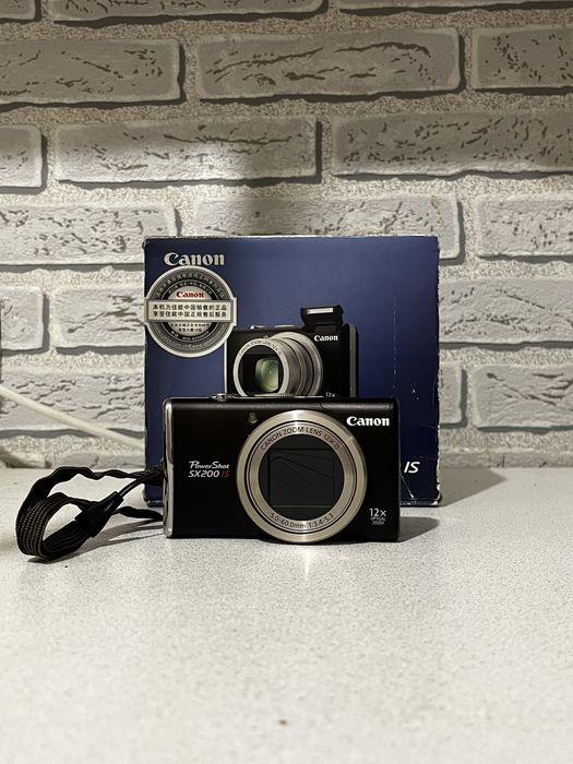 Canon powershot  xs200