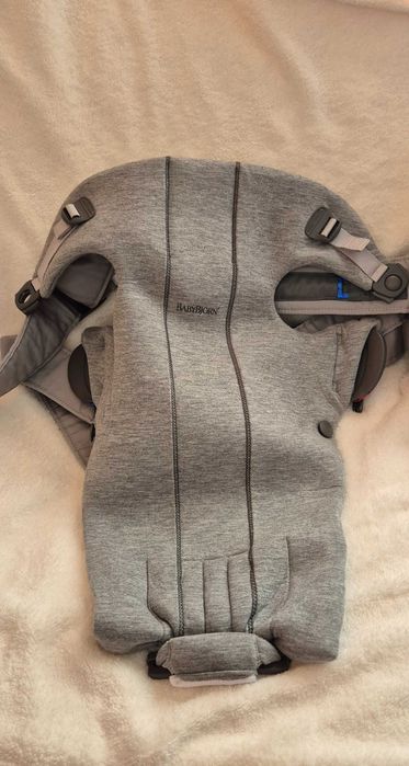Ергономична раница BabyBjorn Mini