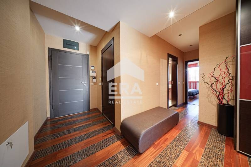 Продава се Четиристаен апартамент в София, Изток - 221 кв.м за 3620 €/кв.м - Снимка #7