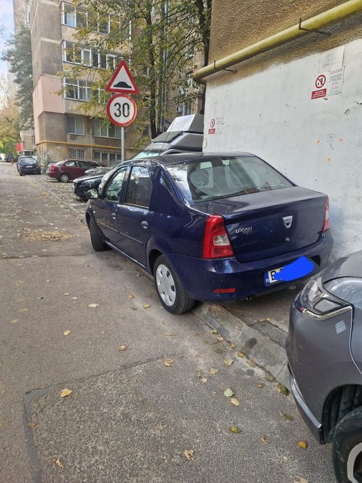 Vând Logan 1.6 GPL și AC primul proprietar
