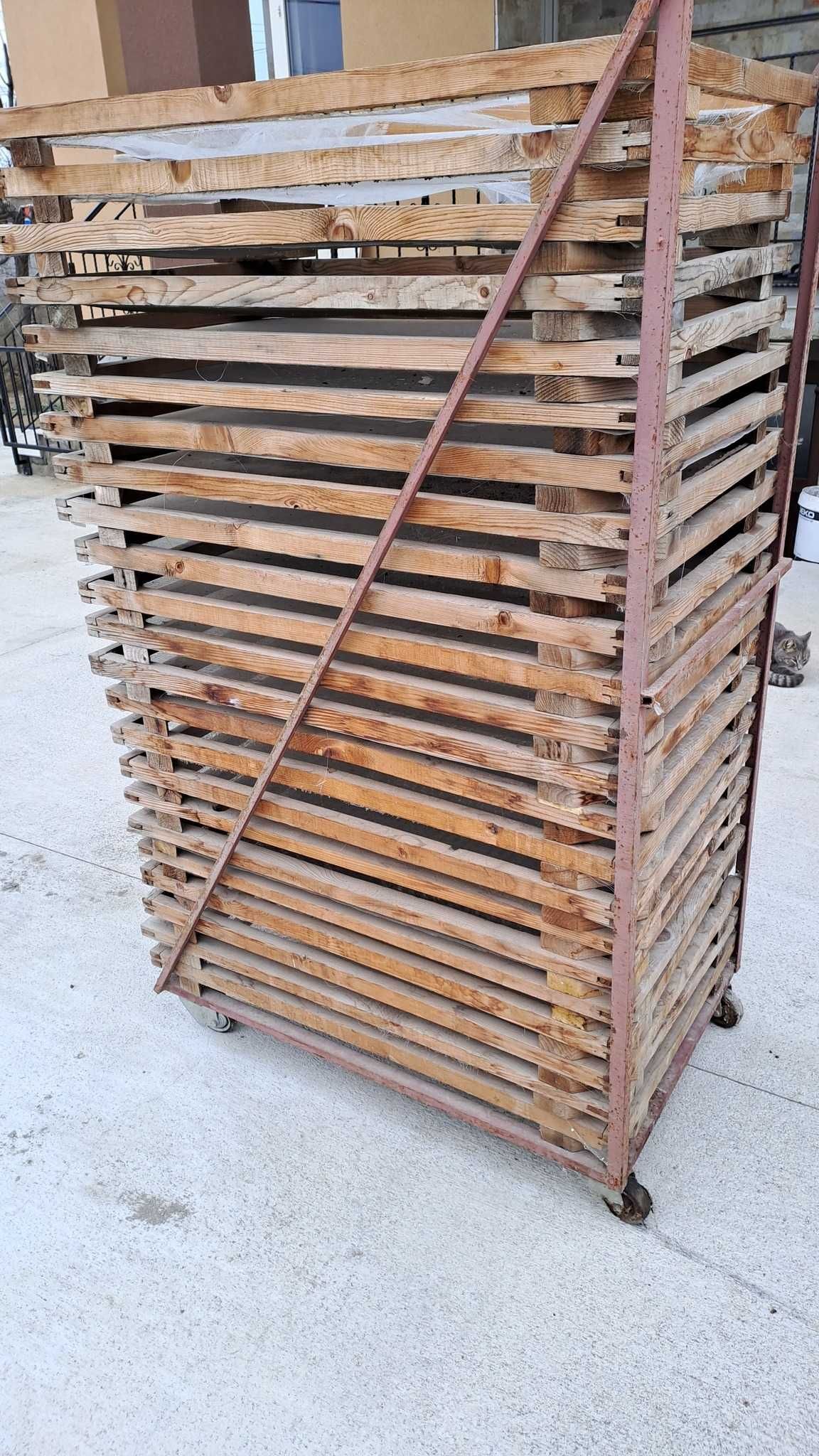 дървени рамки  за сушене
