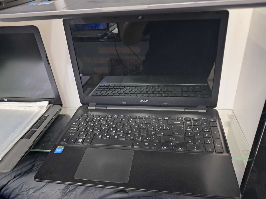 Noutbuk Acer aspire E5  4/500 gb