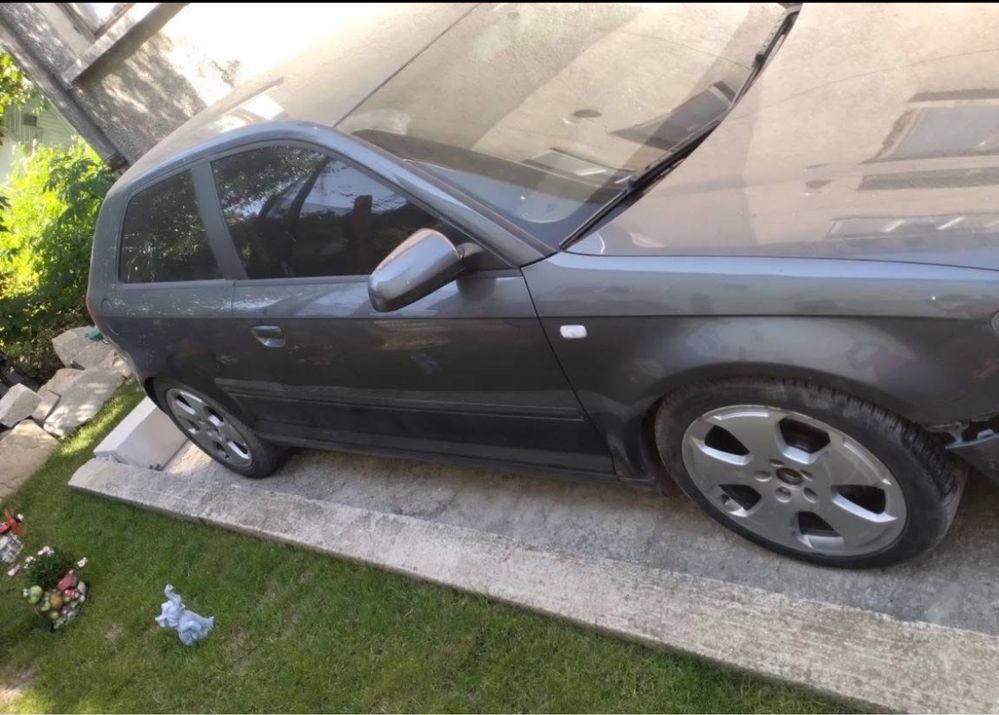 Продавам  audi 8P 2.0 tfsi на части!!