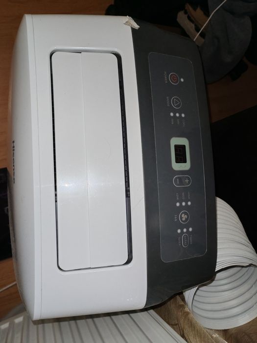 Aer condiționat portabil cu telecomandă