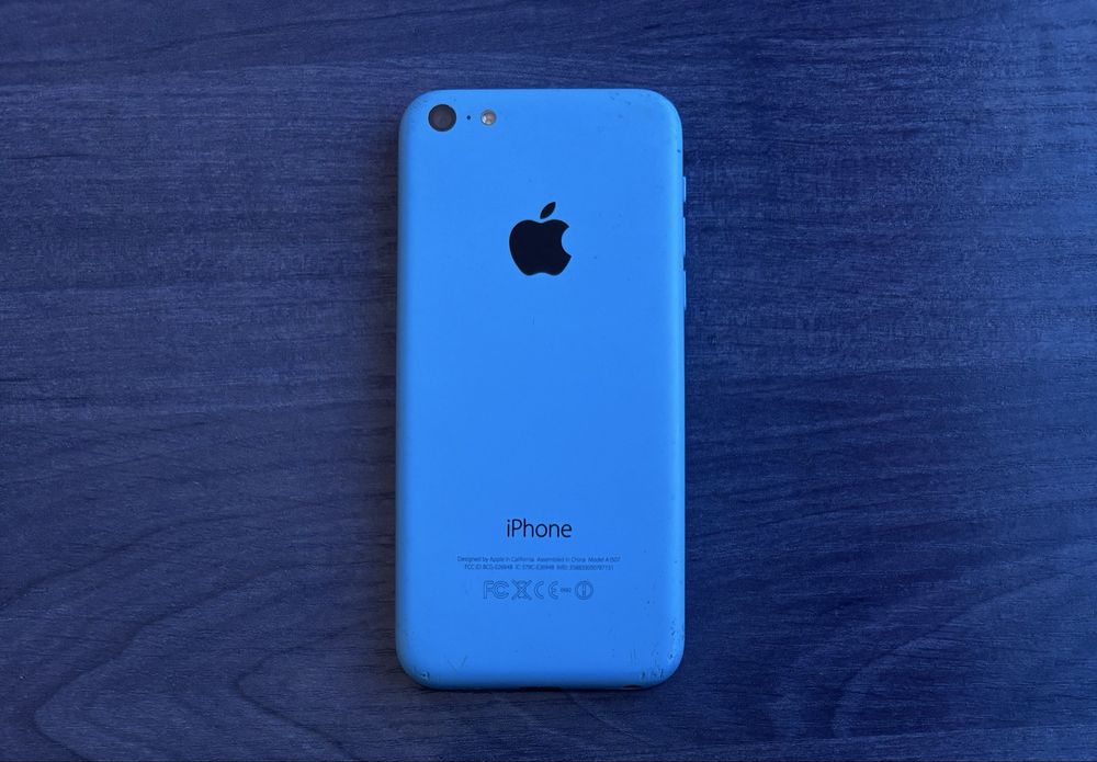 Iphone 5c в синьо