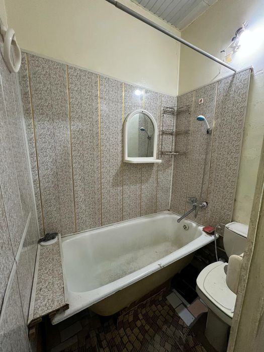 Продажа 1 комнатная квартира Кирпич Спутник 4 Студия