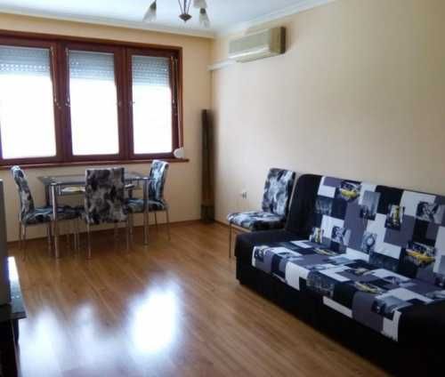 Дава се под наем Двустаен апартамент в Бургас, Лазур - 52 кв.м за 204 € - Снимка #2