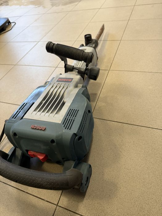 Къртач Bosch запазен