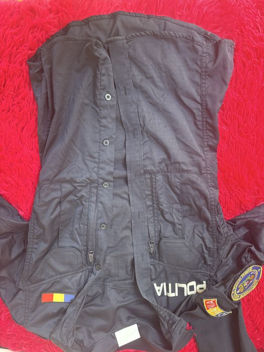 Uniformă poliție
