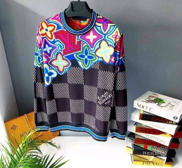 Мъжки блузи различни модели