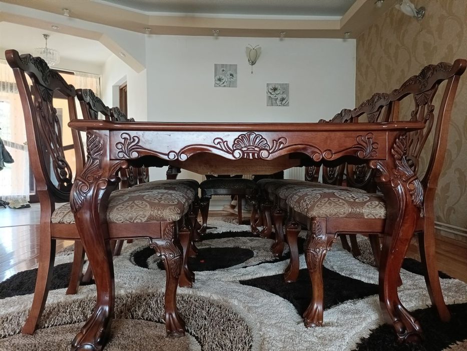 Masă și scaune lemn masiv