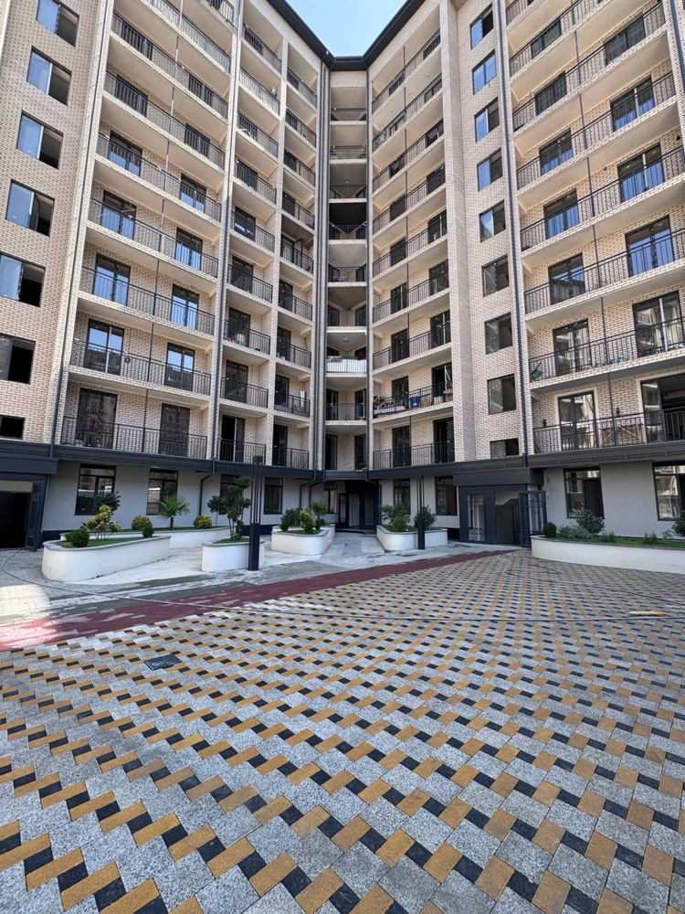 Продаётся 3-х ком-я кв (82 кв) в новостройке