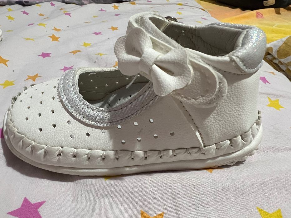 Бебешки сандали, номер 20