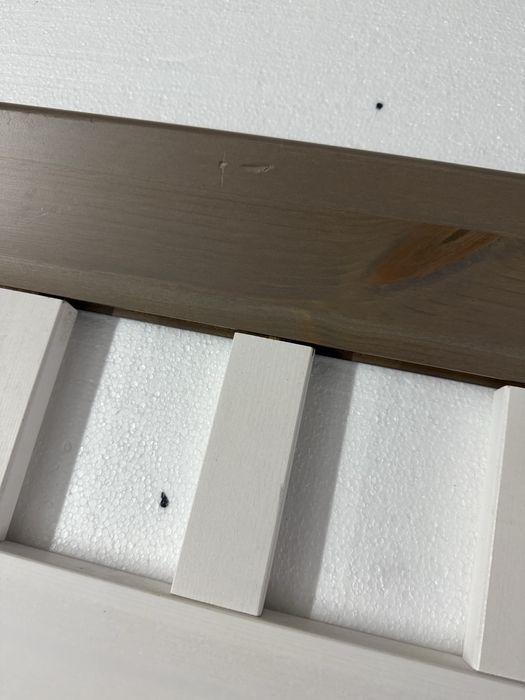 Pat din lemn 180/200 ( nu include salteaua,somiera si noptiera)