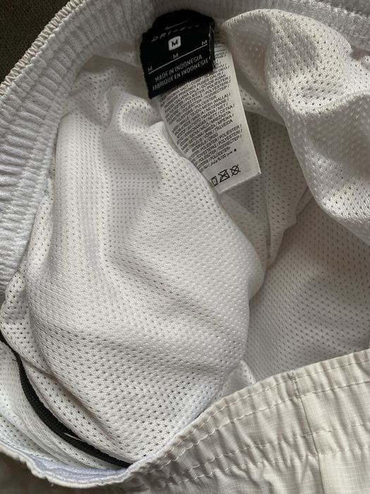 Футболен анцуг на Nike (шушляк)