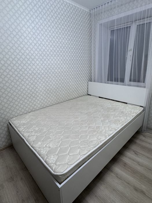 Кровать 140х200 с матрасом