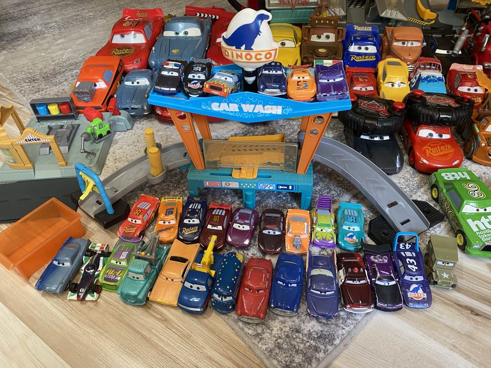 Jucarii disney cars
