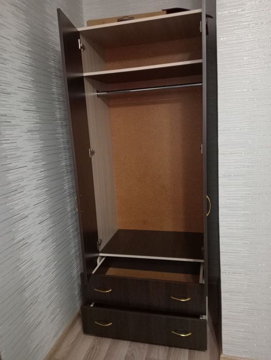 Продаётся шкаф  для одежды