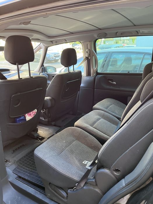 Renault Espace 7 locuri