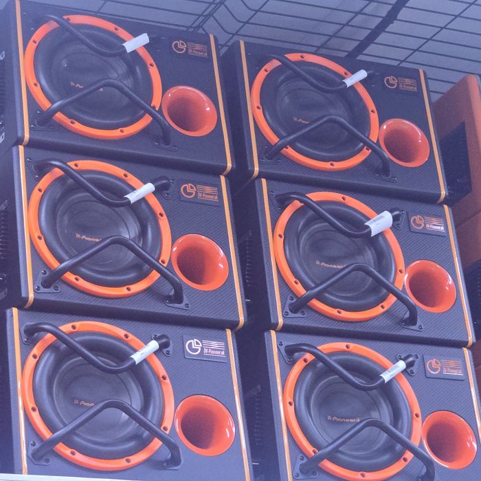 Оргинал pioneer 28000тг. Буфер сабуфер сабвуфер активный с усилитель