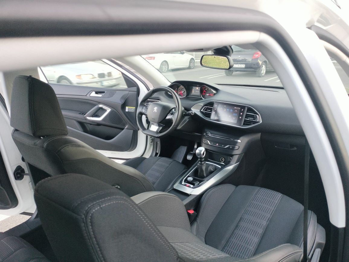 Peugeot 308 ,An 2019 , 1.5 HDI ,CP. 130