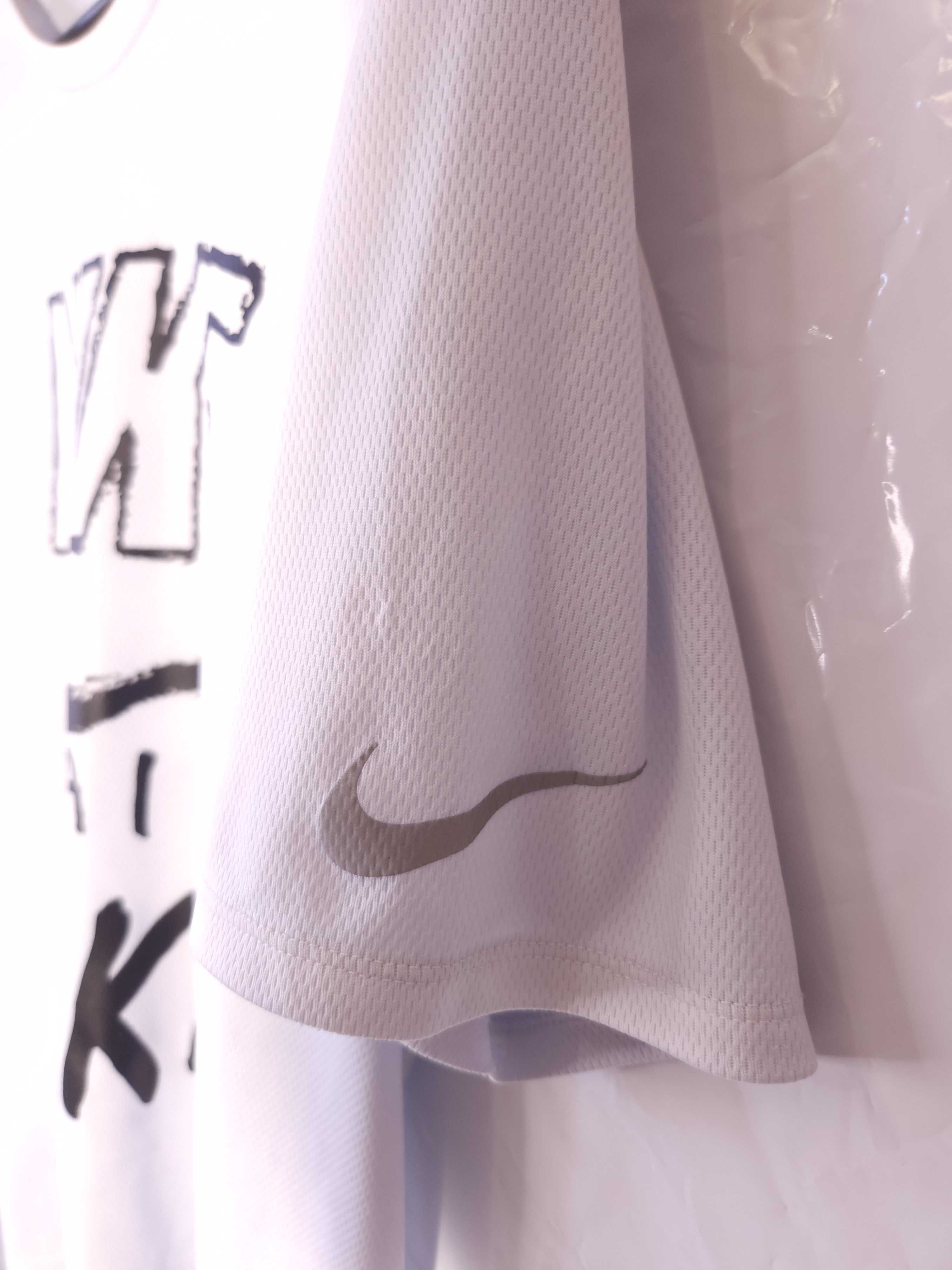NIKE Dri-FIt Тениска/Мъжка М
