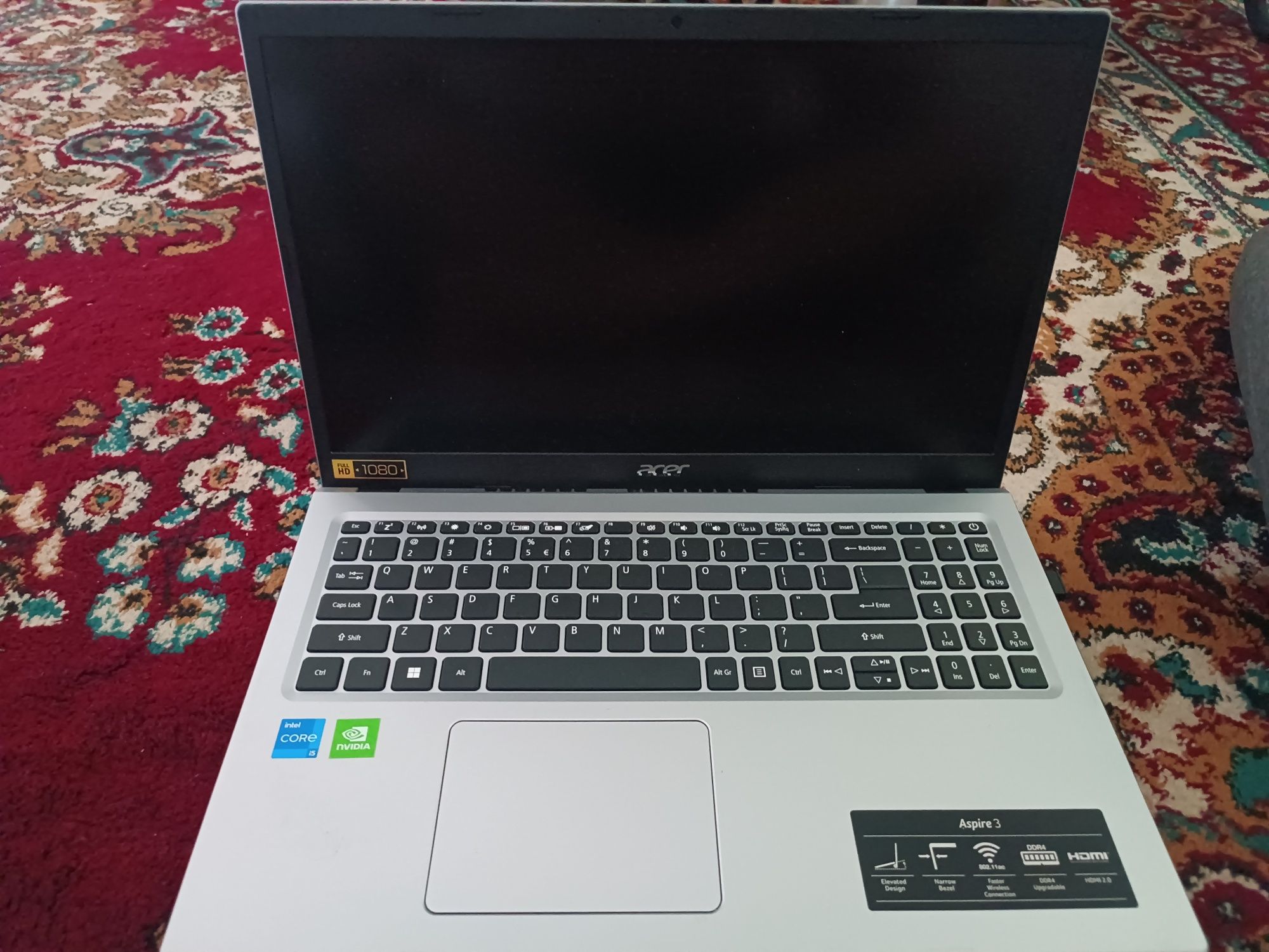 Noutbuk Acer cor i 5 sotiladi srochna