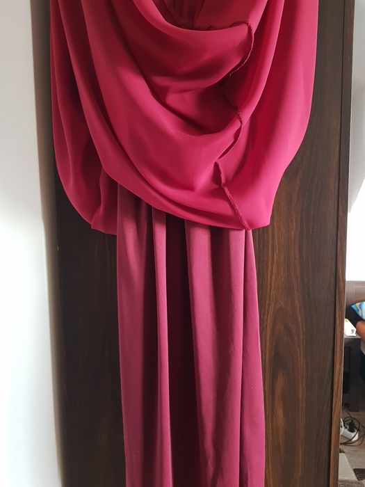 Rochie de gală, model deosebit