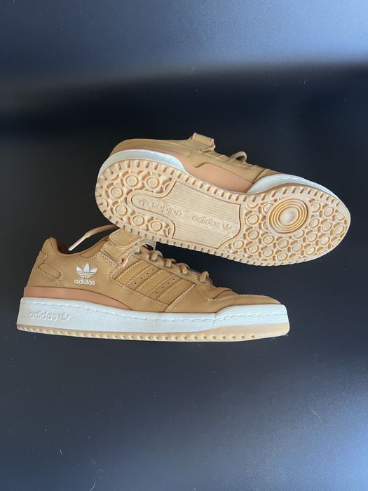 Маратонки Adidas