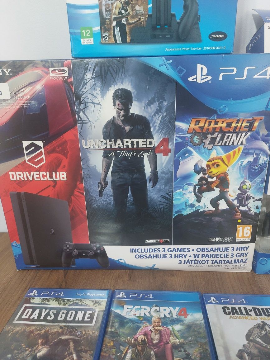 Vând PlayStation 4 Slim 1 TB + 3 manete + 9 jocuri + suport