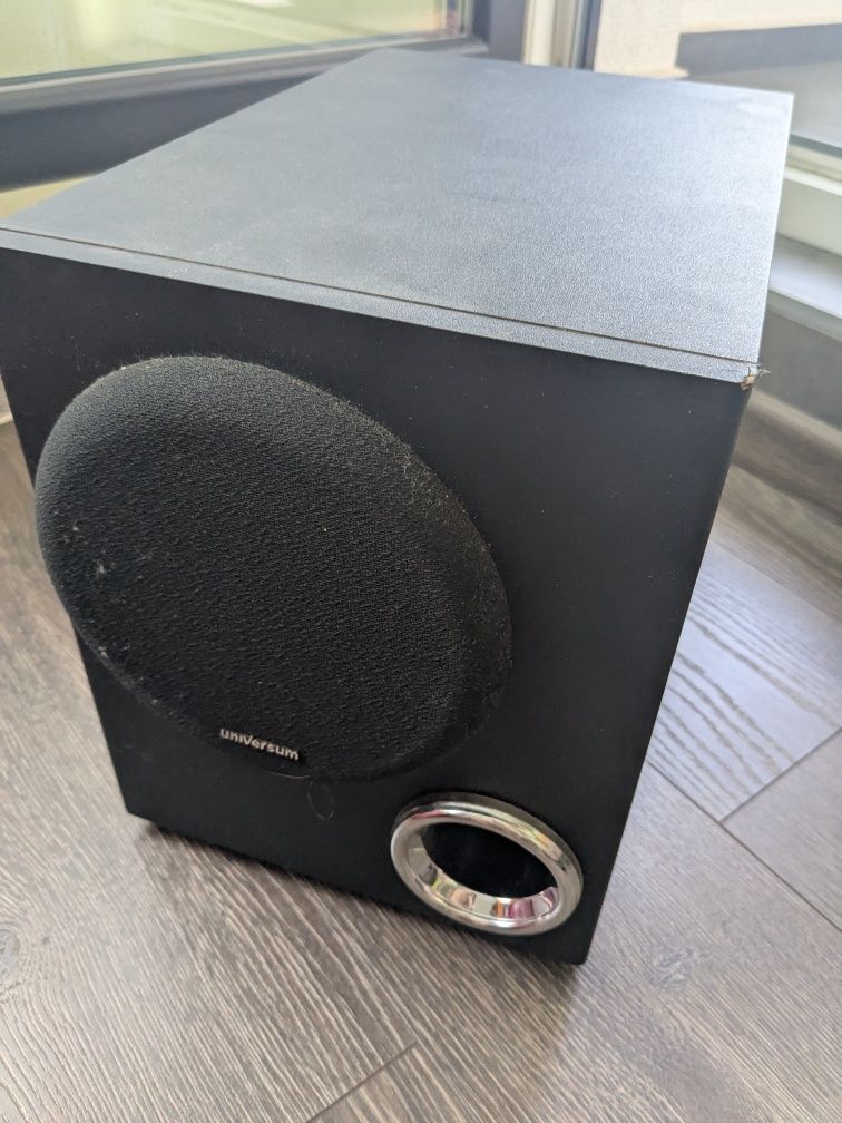 Subwoofer universum