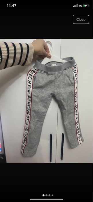 Pantaloni fetite Givenchy