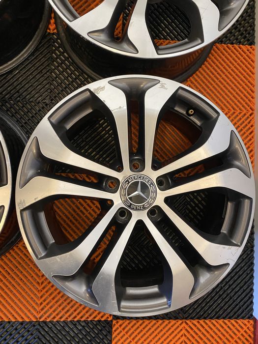 Jante originale Mercedes-benz GLC , GLA , E ,V , C Class pe 17
