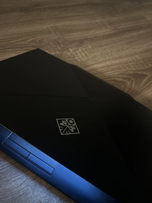Laptop Omen intel core i7 gen 10 NVIDIA GeForce GTX 1660 Ti 144Hz