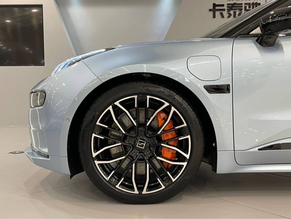 Zeekr 001 YOU Z Sport