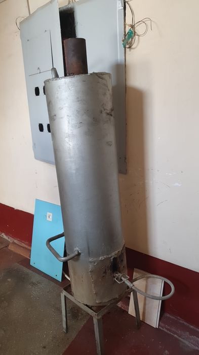 Титан. Большой..