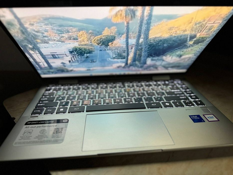 HP Envy x360 2-in-1 Intel® Core™ i5-1235U
