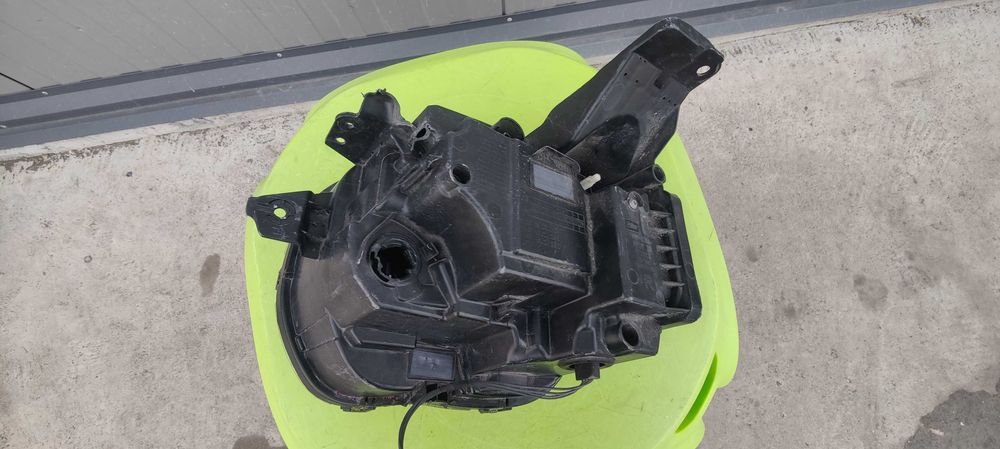far dreapta nissan juke 2023 avariat