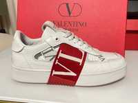 Sneakers Valentino dama model piele