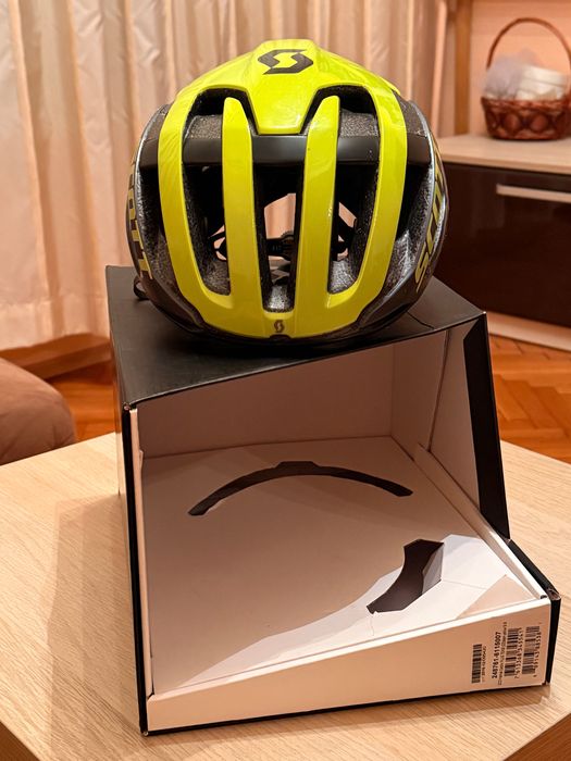 Каска Scott RC Centric MIPS и карбоново колче