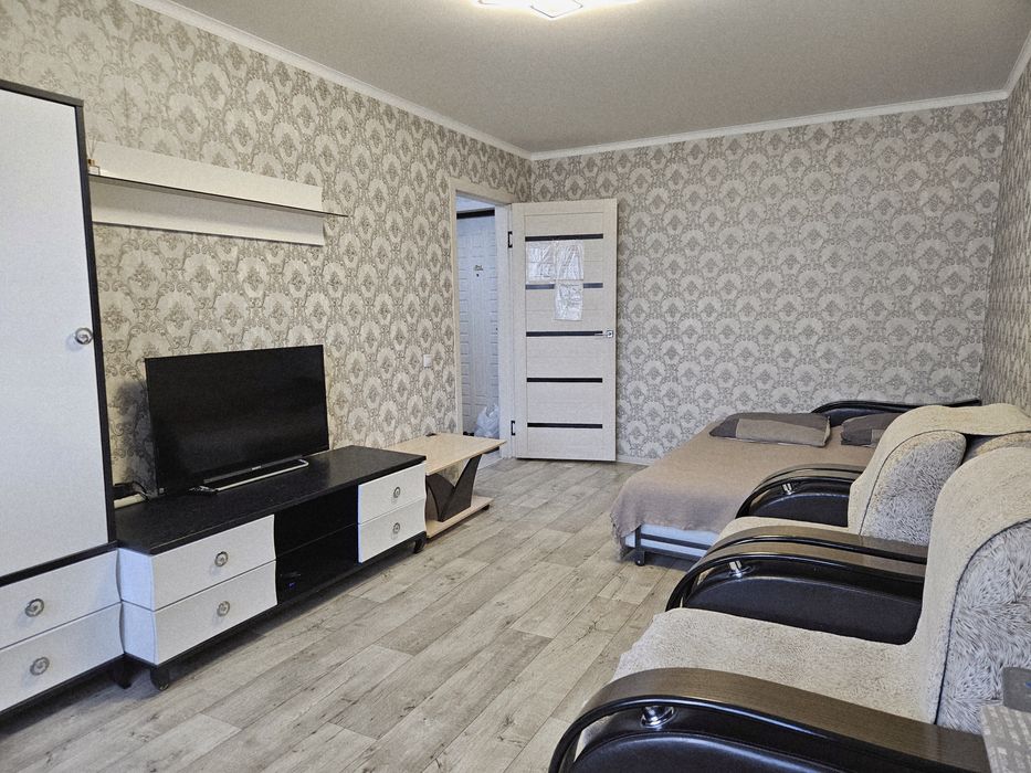 1 ком кв поуточно сзади кафе Таксим