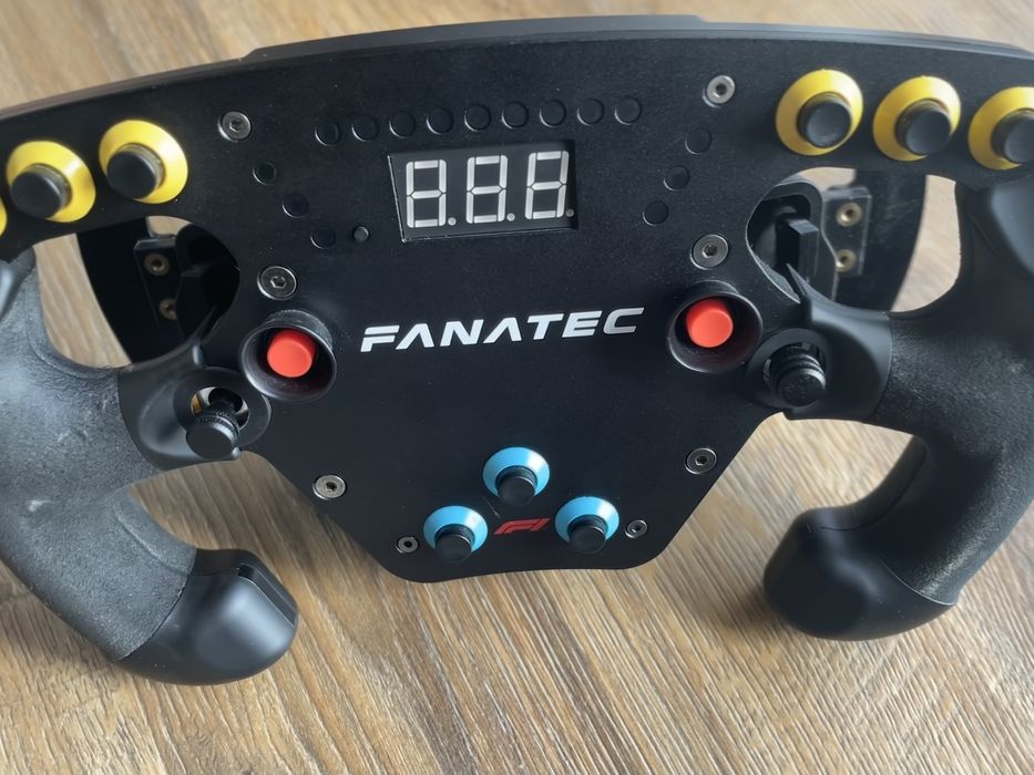 Simulator gaming fanatec