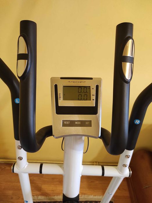 Bicicleta eliptica Techfit E490, greutate maxima utilizator 110 kg