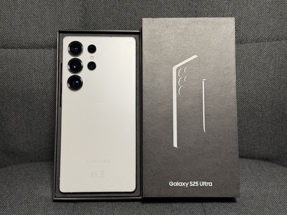 Samsung S25 Ultra / WhiteSilver / 256 Gb / Impecabil