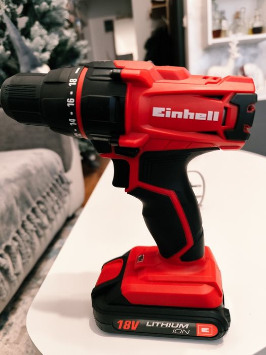 Filetanta Einhell 18 V cu 2 trepte de viteza.