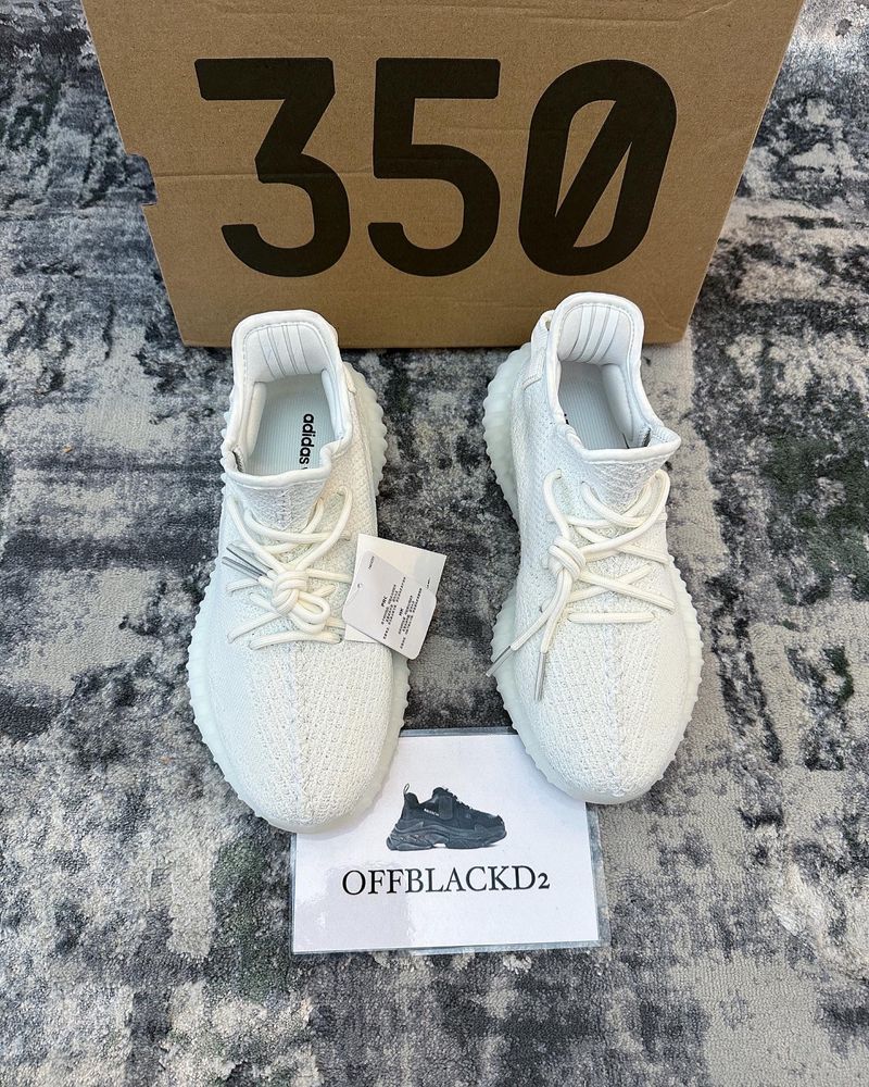 Yezzy 350 ** Nr 36-46 ** livrare 8-10 zile pe comanda