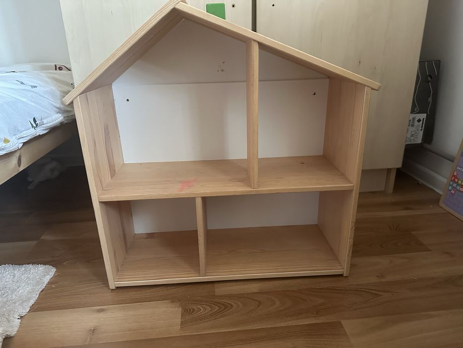 Casuta papusi IKEA
