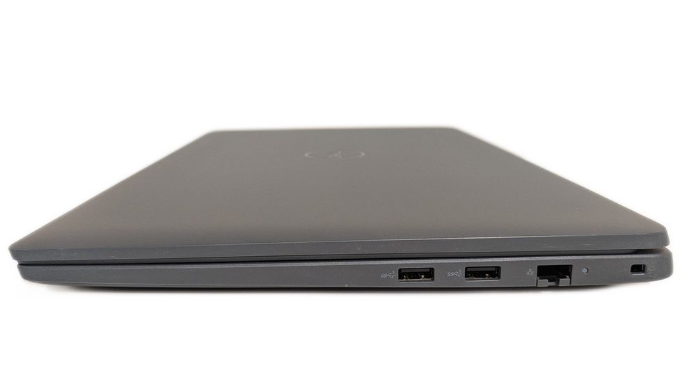 Dell Latitude 3550 15.6" 1920x1080 i3-1315U 16GB 256GB SSD година 2024