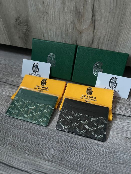 Vând Portofel goyard